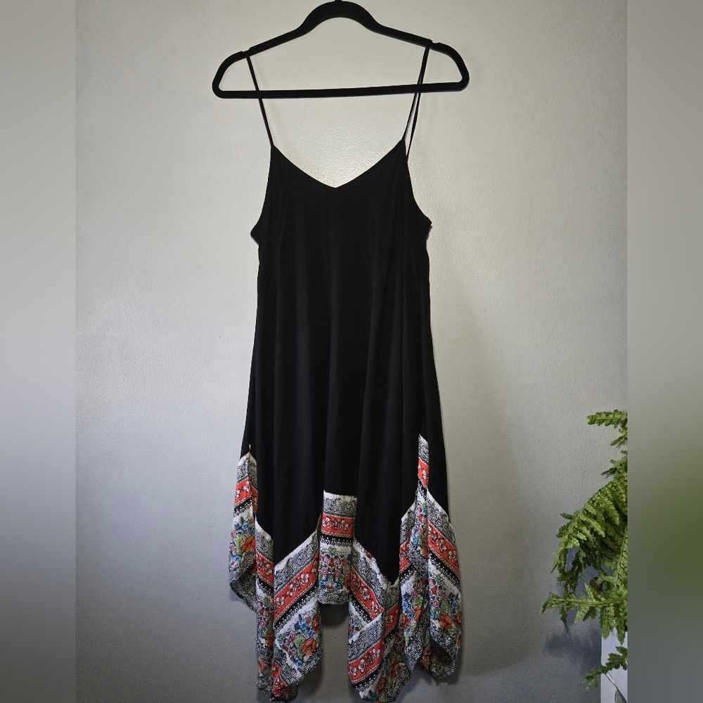 🖤 Entro Handkerchief Hem Boho Midi Dress – Size Medium